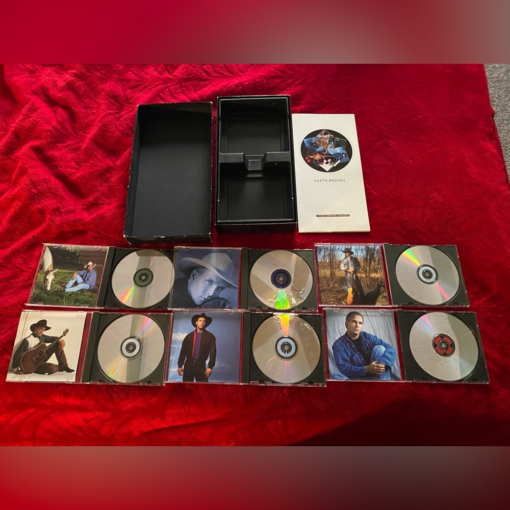 Garth Brooks The Limited Edition CD Collection All CDs Perfect Never Listened to - Picture 7 of 10